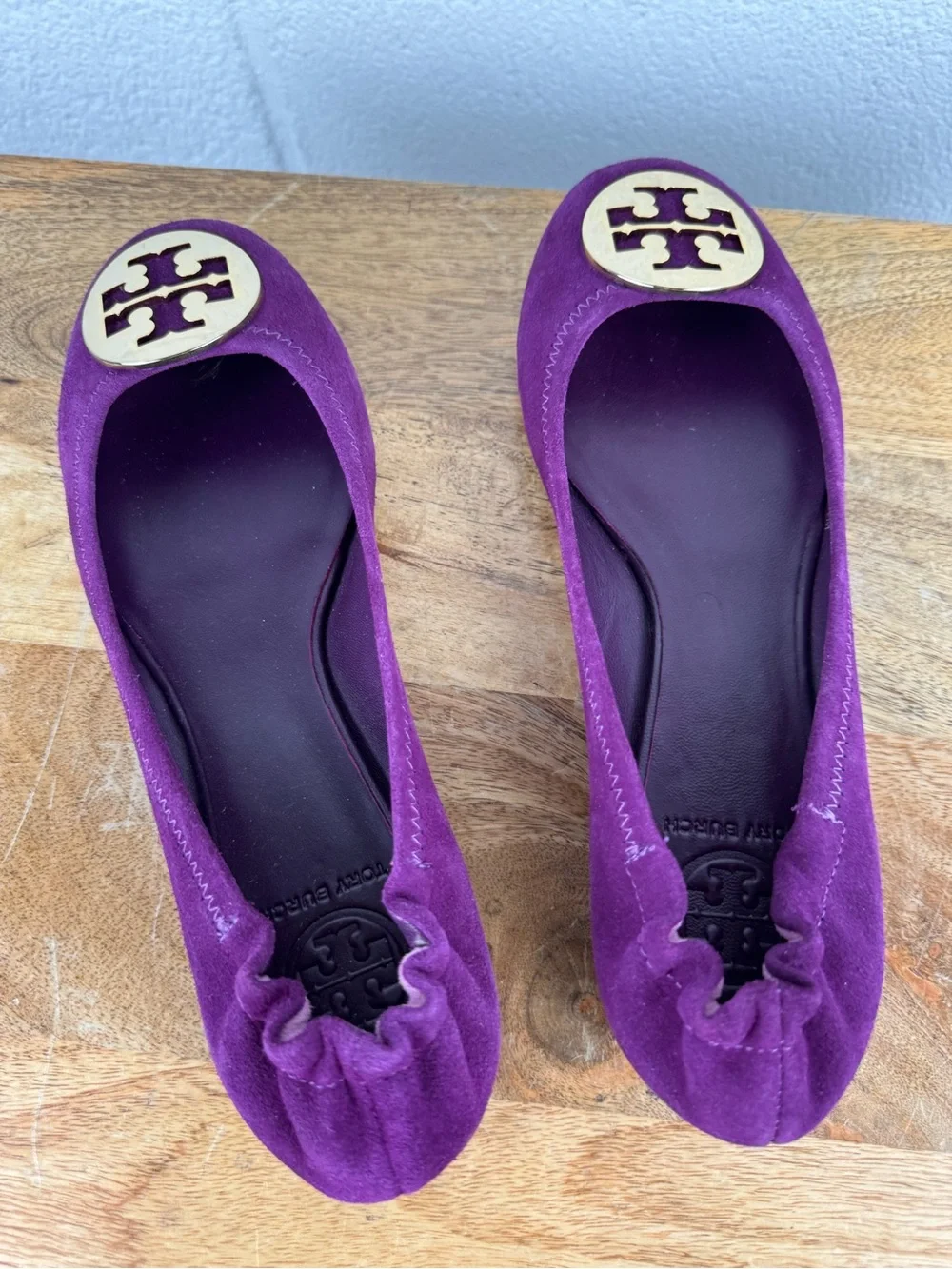 Tory Burch Minnie Ballet Flats – Purple Suede Gold Logo Flats Women’s Size 8
